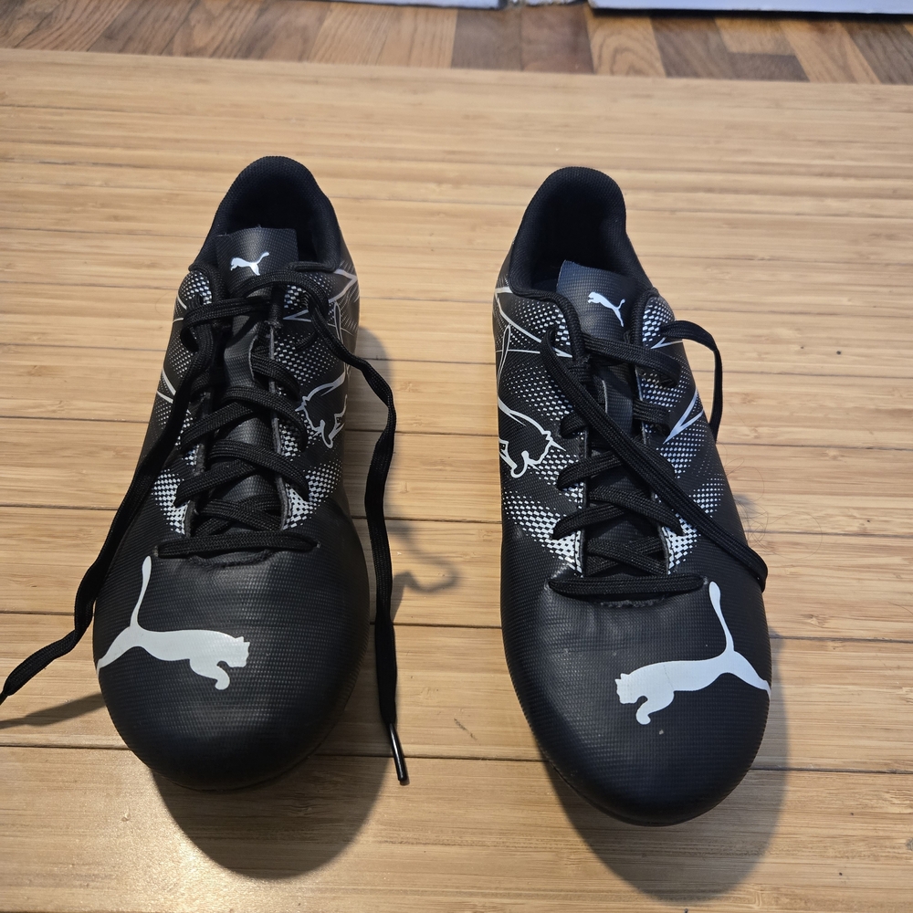 Puma Men's Black Athletic Cleats with White Logo